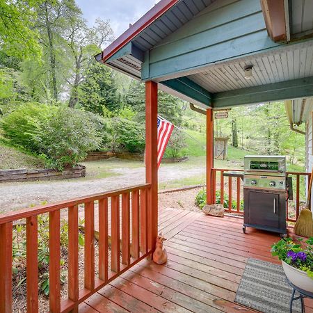 Quaint Blue Ridge Cabin Rental With On-Site Stream! Sparta Eksteriør billede