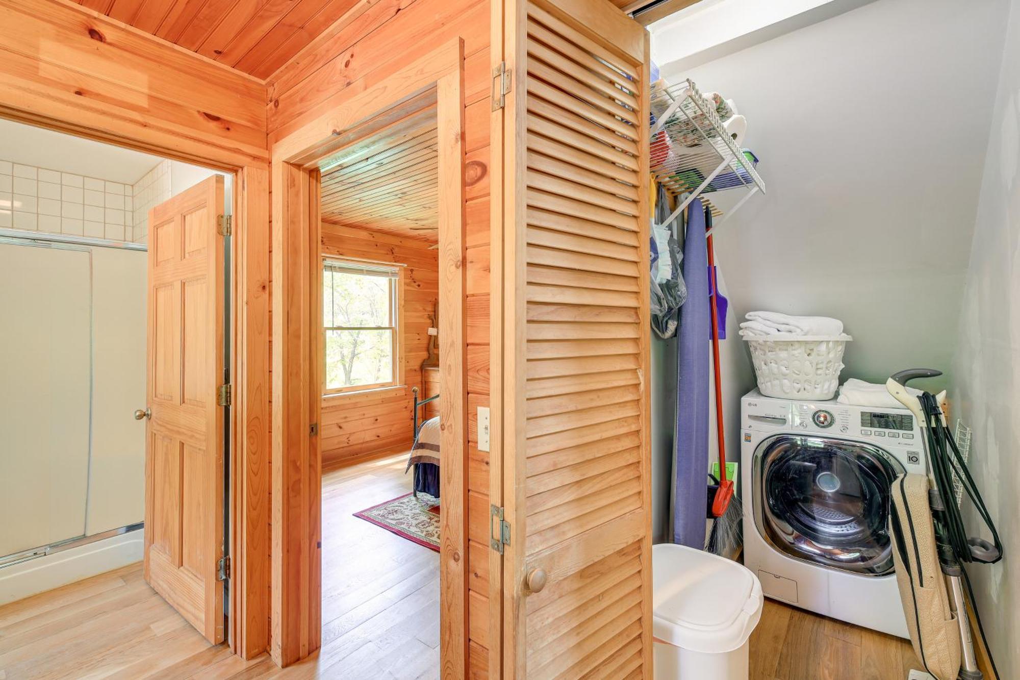 Quaint Blue Ridge Cabin Rental With On-Site Stream! Sparta Eksteriør billede