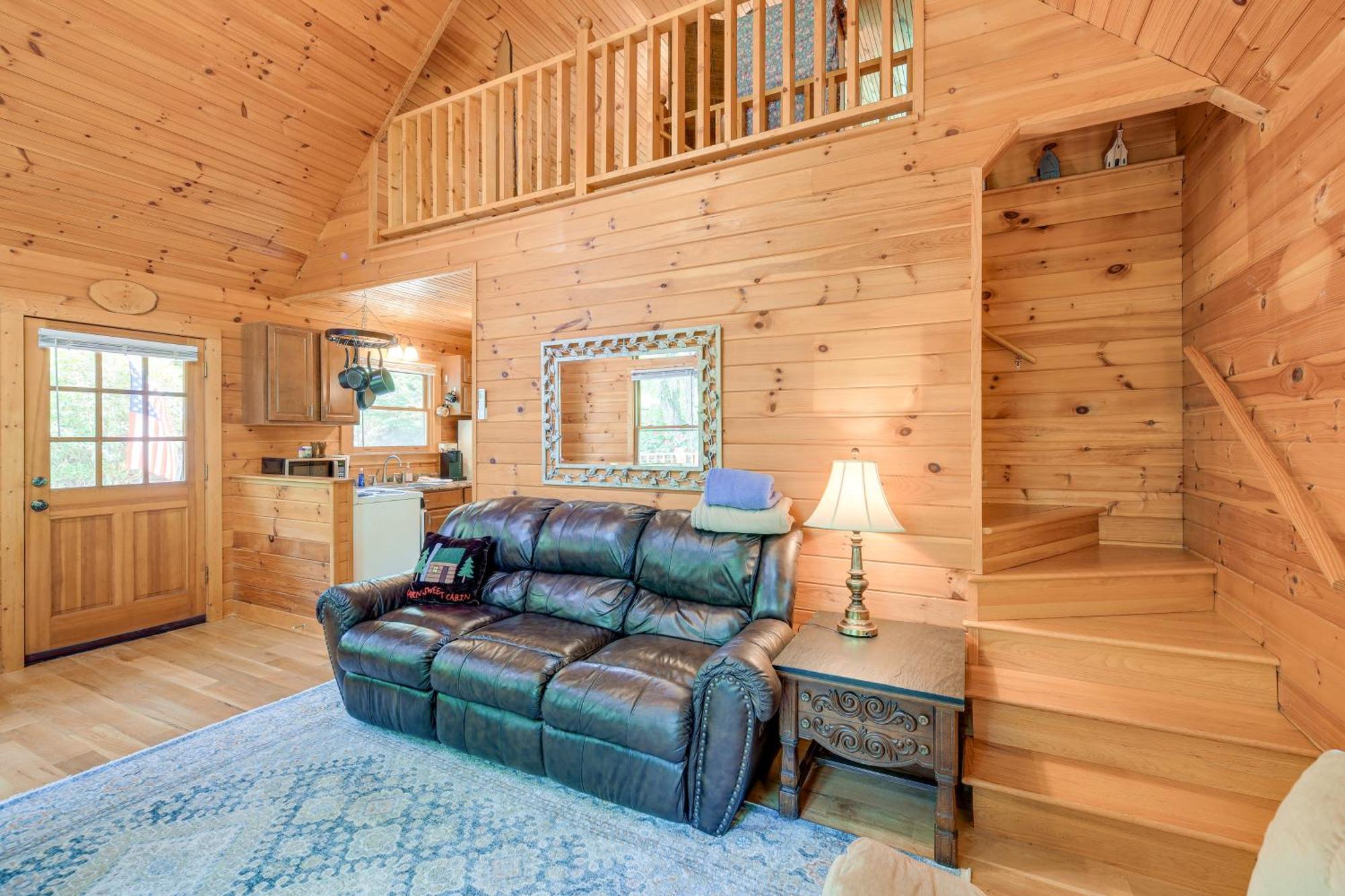 Quaint Blue Ridge Cabin Rental With On-Site Stream! Sparta Eksteriør billede