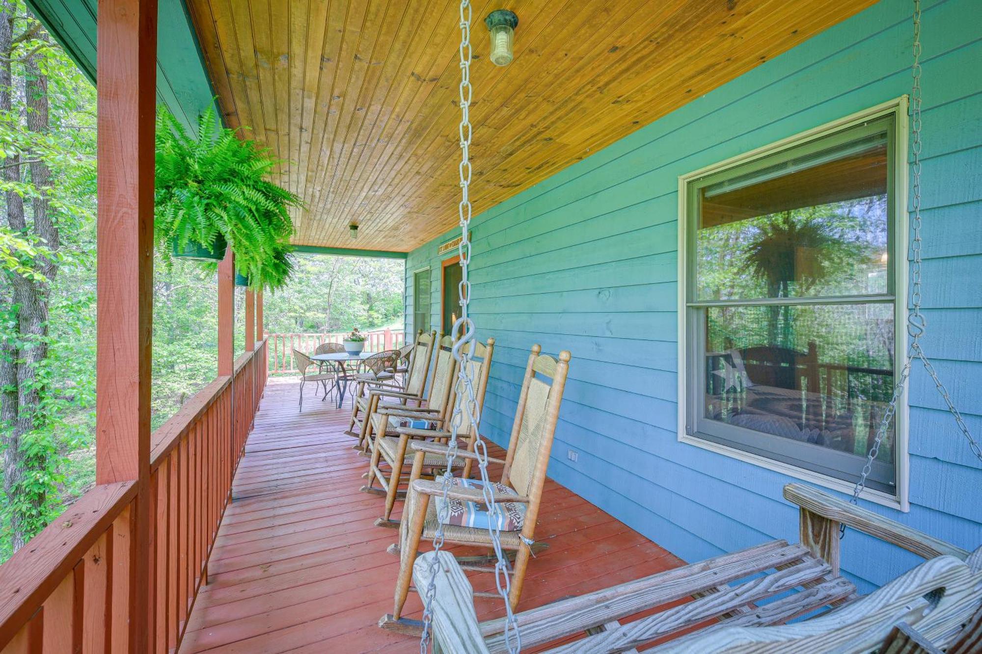 Quaint Blue Ridge Cabin Rental With On-Site Stream! Sparta Eksteriør billede